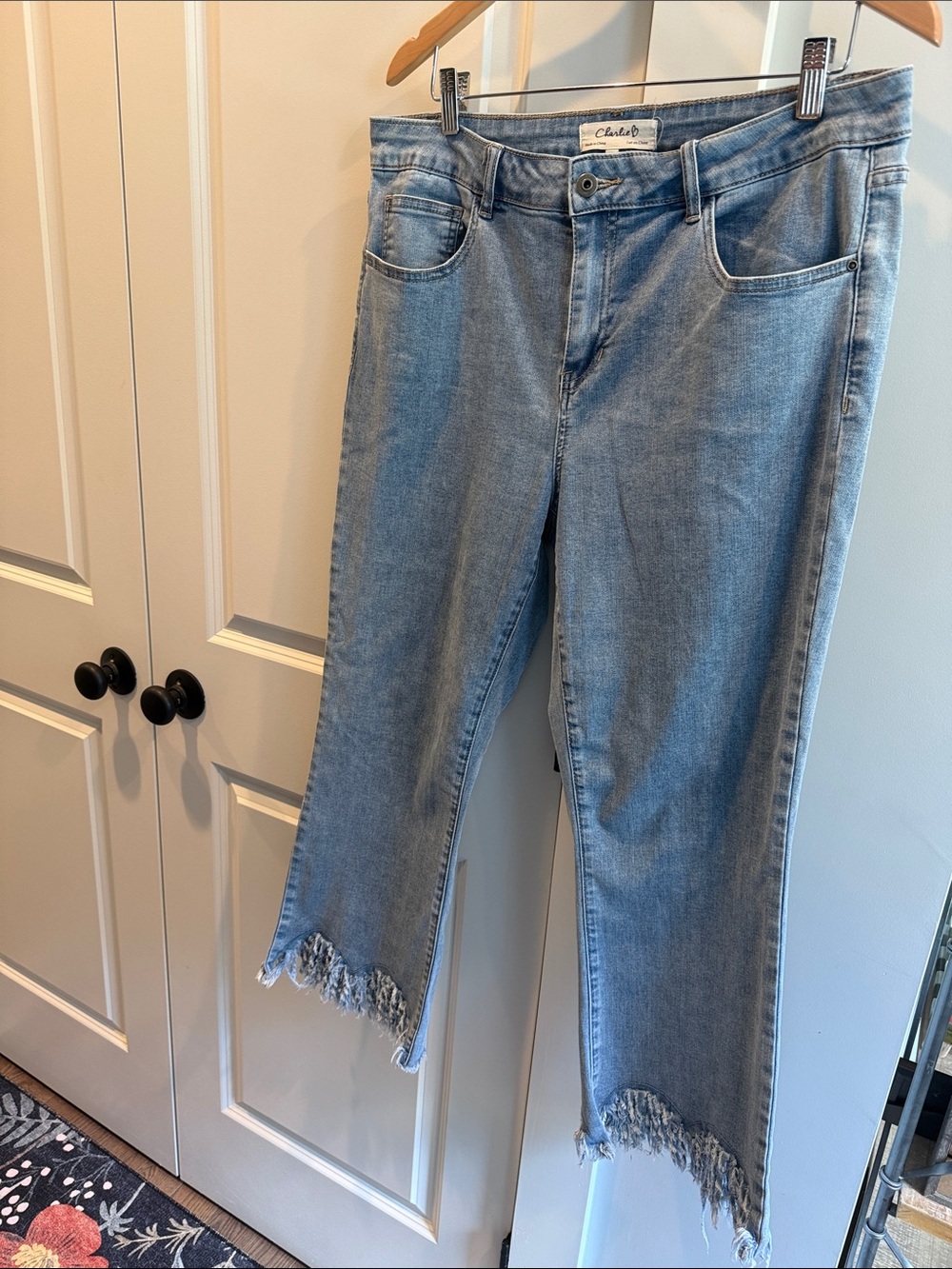CHARLIE B Light Blue Cropped Jeans with Frayed Hem